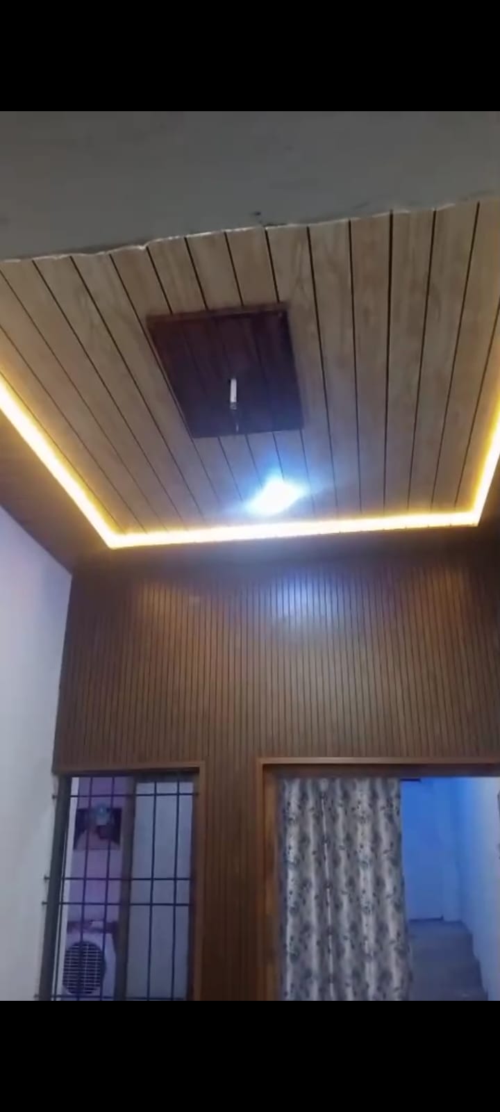 Shri Mahalaxmi Ayurved Center treatment room